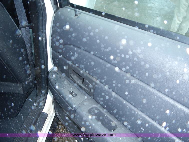 image for item J3222 2005 Ford Crown Victoria Police Interceptor