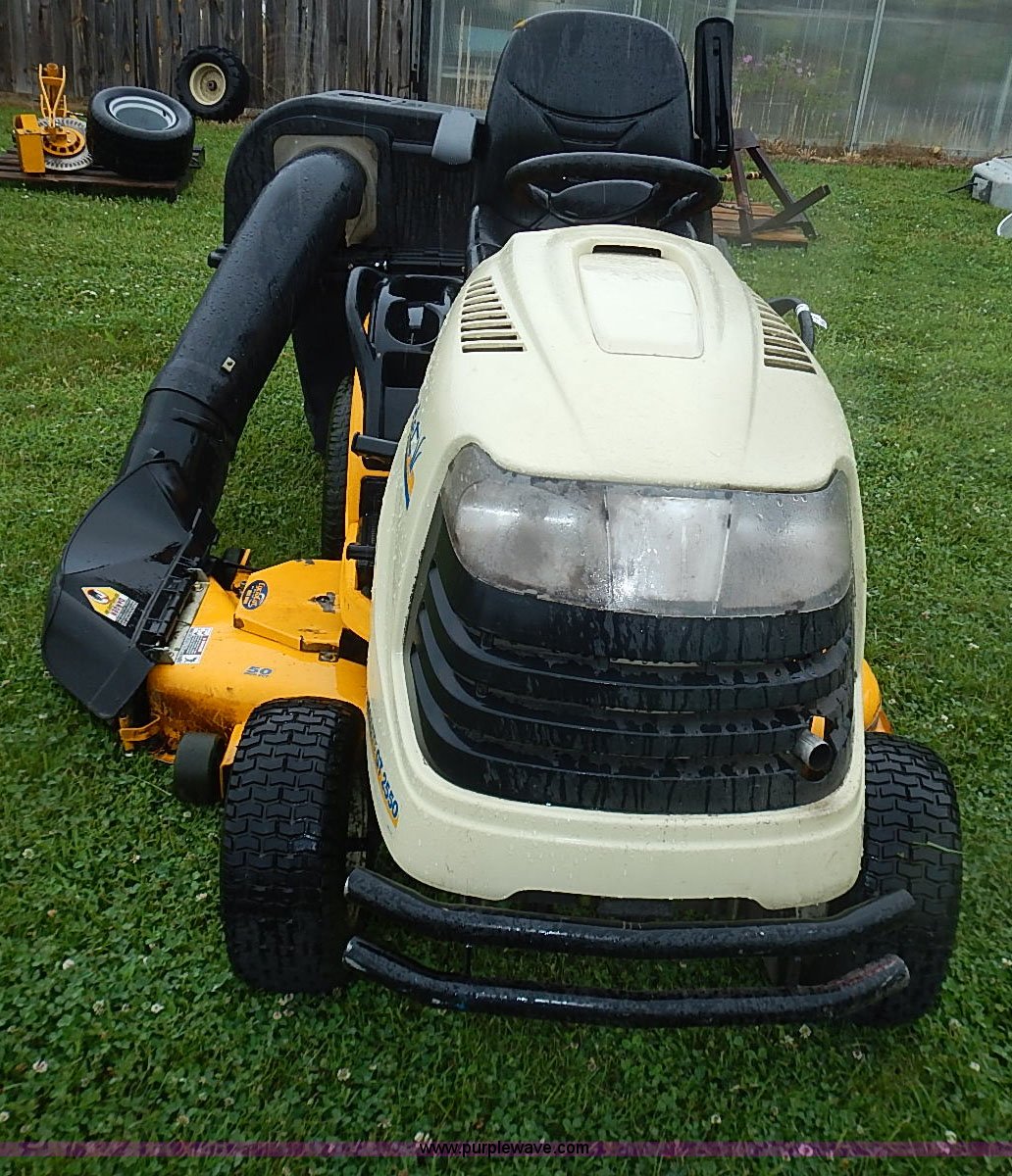 2006 Cub Cadet 2500 series lawn mower in Abilene, KS Item AZ9862 sold