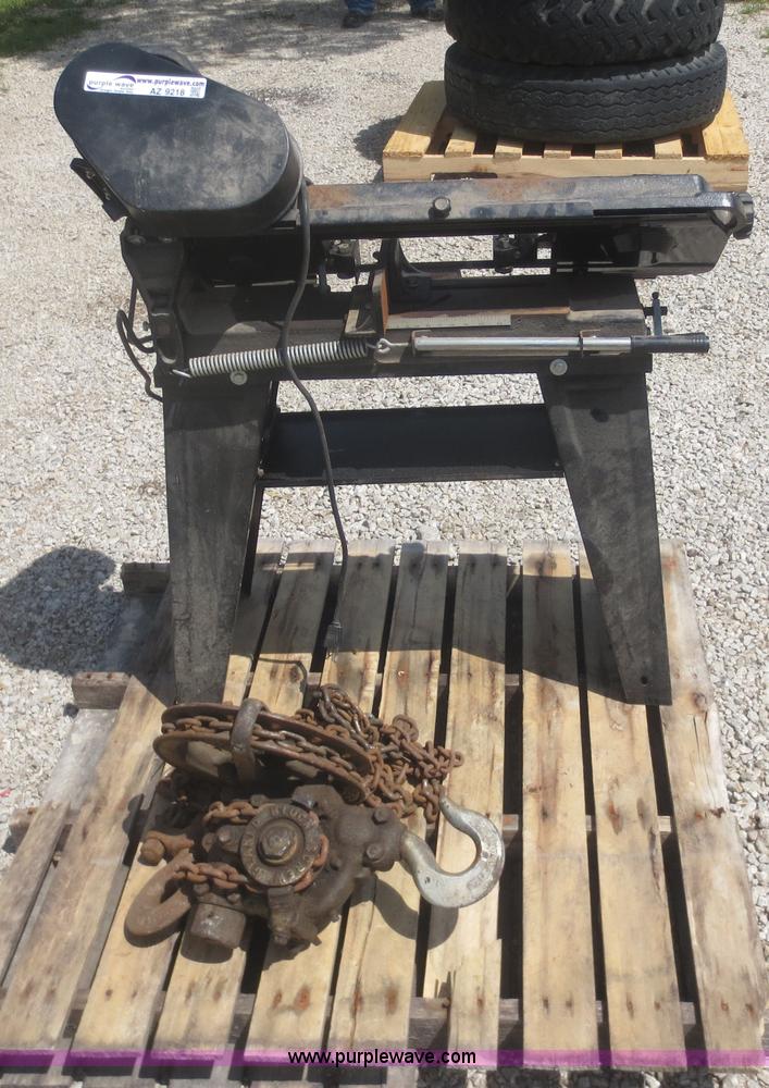 Buffalo metal cutting band saw in Fort Scott, KS | Item AZ9218 sold