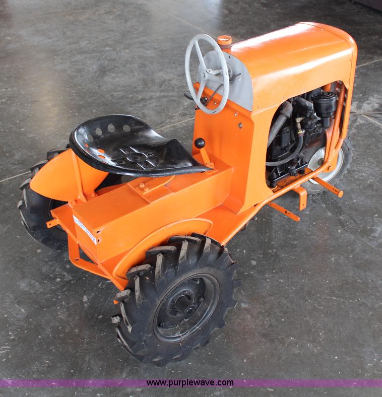 image for item AZ9750 Bartann garden tractor