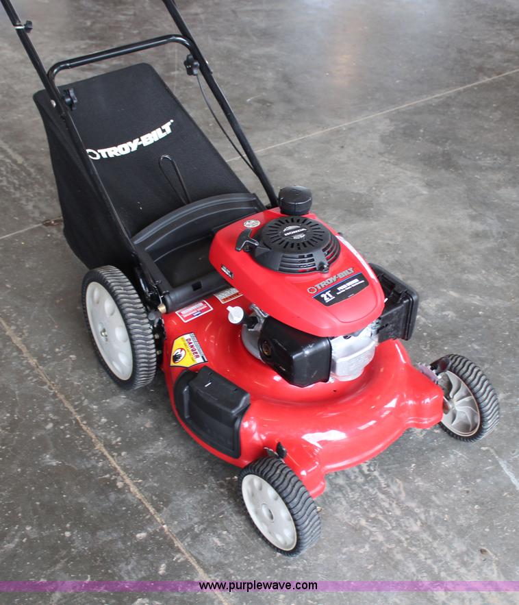 image for item AZ9751 Troy-Bilt 21" push mower
