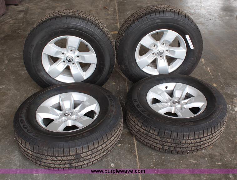 image for item AZ9753 (4) Goodyear Wrangler P265/70R17 tires and wheels