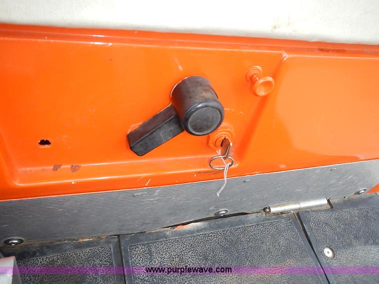 image for item BA9734 Yamaha electric golf cart