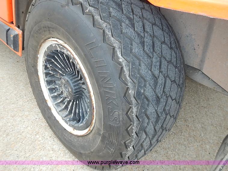 image for item BA9734 Yamaha electric golf cart