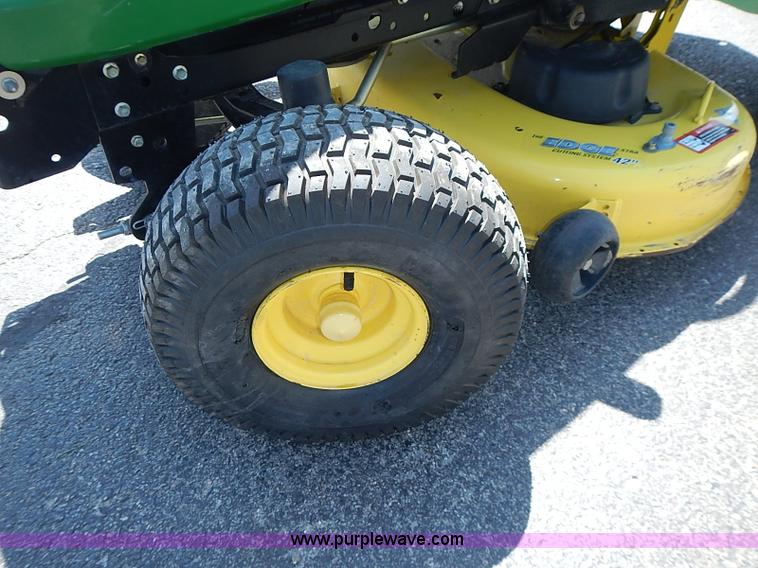 image for item BB9968 John Deere X304 lawn mower