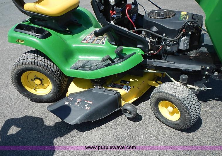 image for item BB9968 John Deere X304 lawn mower