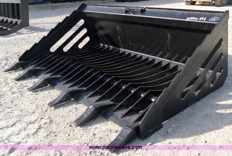 image for item D1030 Wildkat 66" heavy duty rock bucket