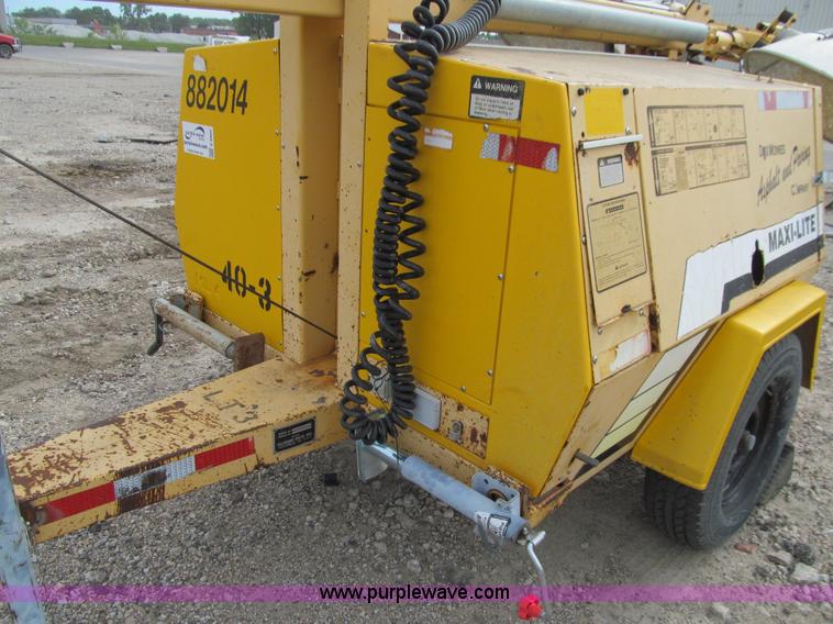 image for item E4902 Allmand Maxi-Lite portable light tower