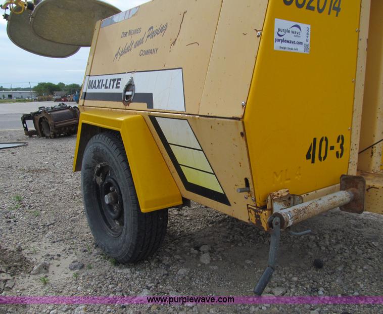 image for item E4902 Allmand Maxi-Lite portable light tower