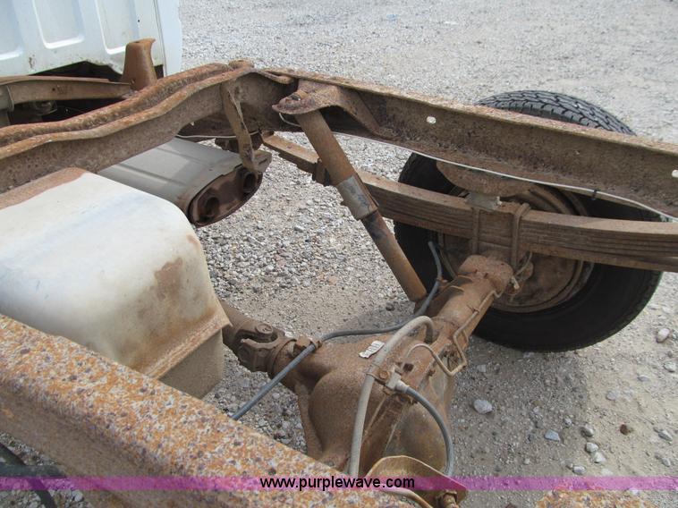 image for item E4904 1994 Chevrolet 2500 pickup truck