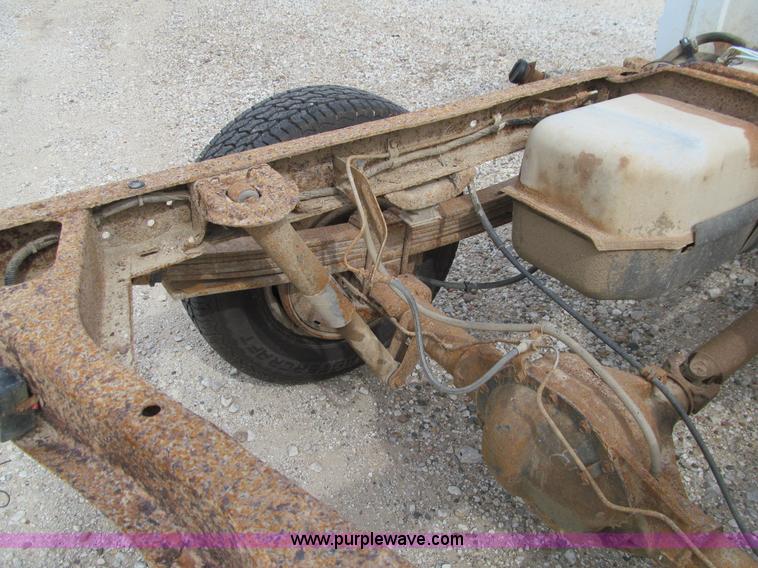 image for item E4904 1994 Chevrolet 2500 pickup truck