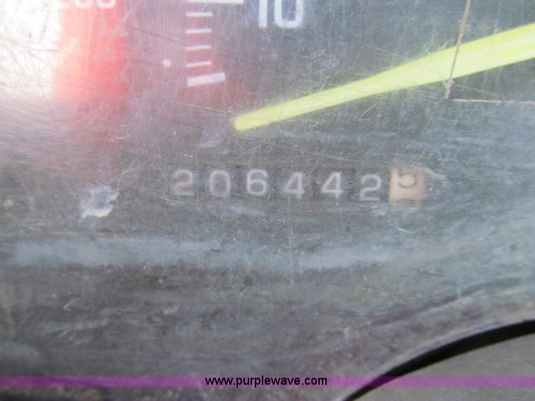 image for item E4904 1994 Chevrolet 2500 pickup truck