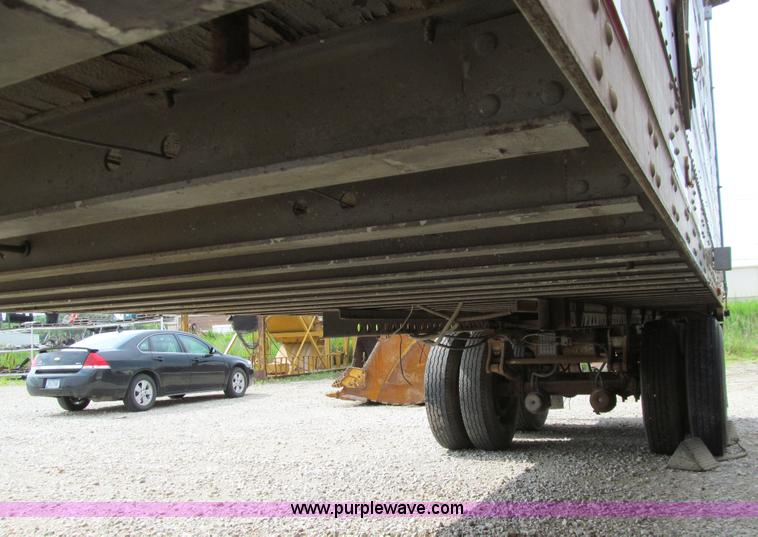 image for item E4906 1977 Great Dane 711TR-45 dry van trailer