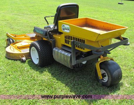 image for item F4909 1997 Walker MTSD ZTR lawn mower