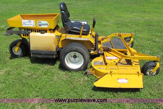 image for item F4909 1997 Walker MTSD ZTR lawn mower