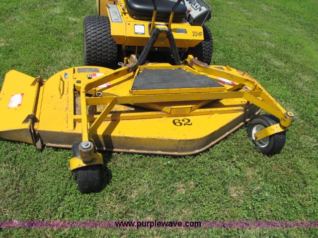 image for item F4909 1997 Walker MTSD ZTR lawn mower