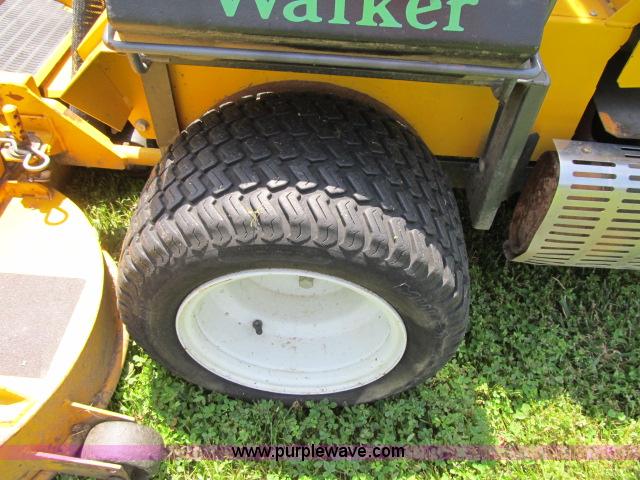 image for item F4909 1997 Walker MTSD ZTR lawn mower