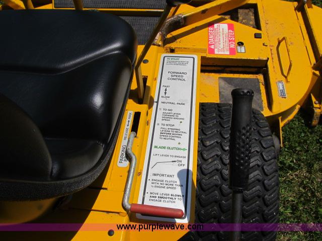 image for item F4909 1997 Walker MTSD ZTR lawn mower