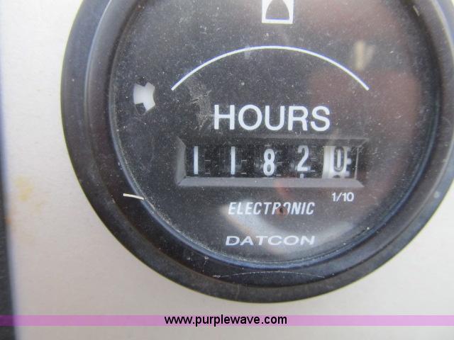 image for item F4909 1997 Walker MTSD ZTR lawn mower