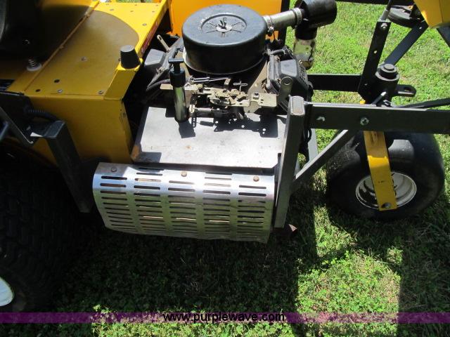 image for item F4909 1997 Walker MTSD ZTR lawn mower