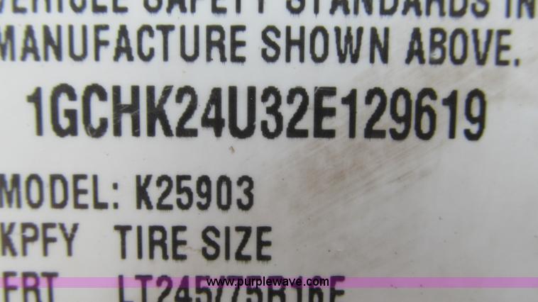 image for item G9293 2002 Chevrolet Silverado 2500HD pickup truck