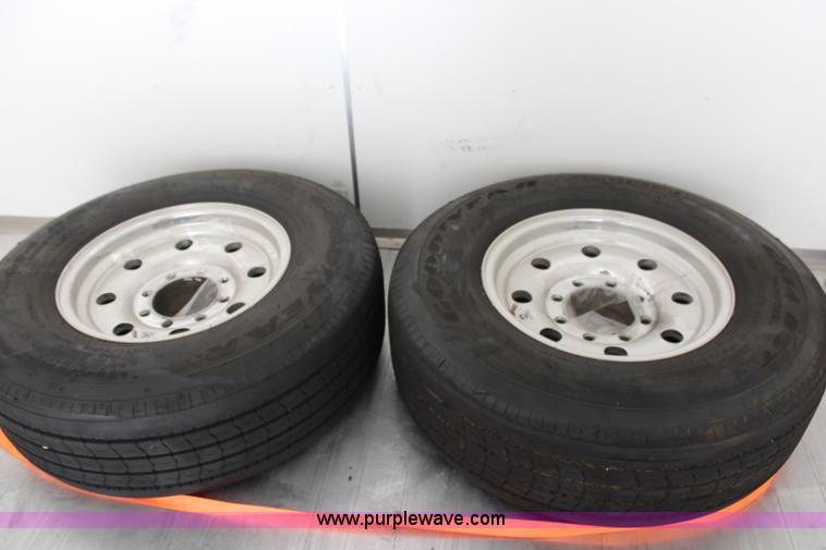 image for item H2546 2009 Classic stacker trailer