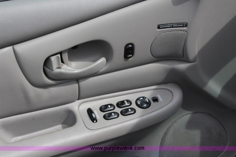 image for item H2562 2002 Buick Century Custom