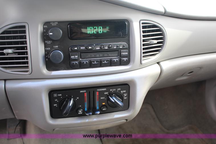 image for item H2562 2002 Buick Century Custom