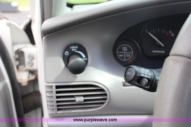 image for item H2562 2002 Buick Century Custom