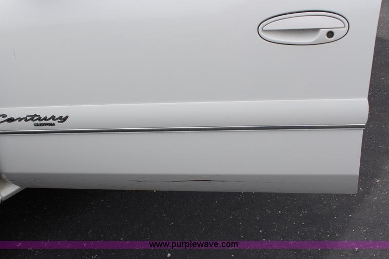 image for item H2562 2002 Buick Century Custom