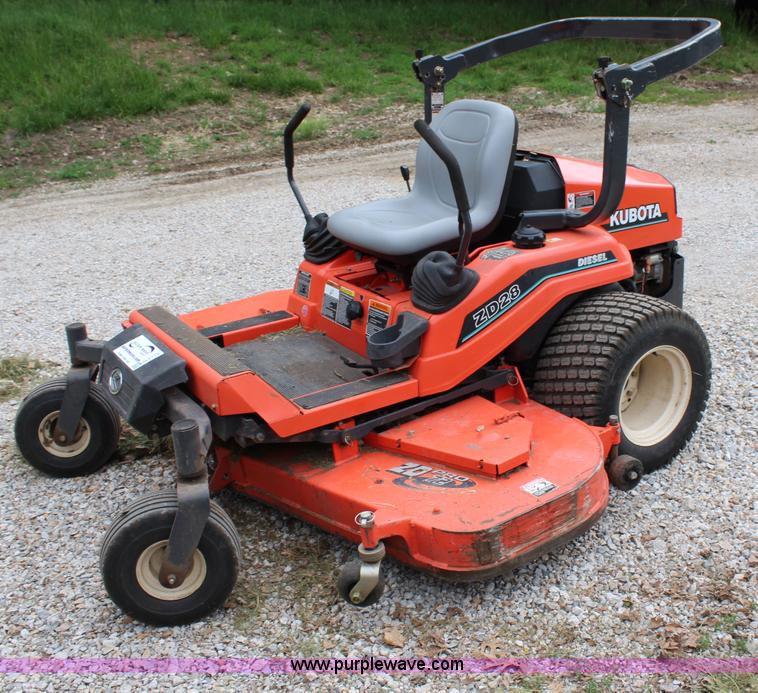 image for item H2716 Kubota ZD28 ZTR lawn mower