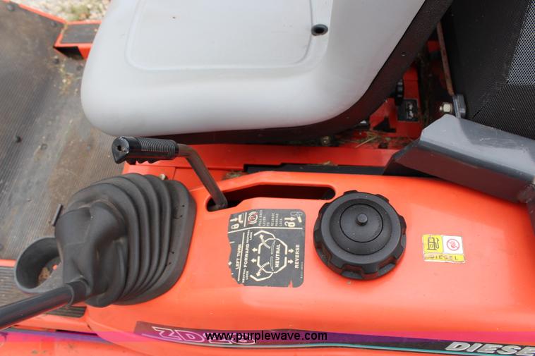image for item H2716 Kubota ZD28 ZTR lawn mower