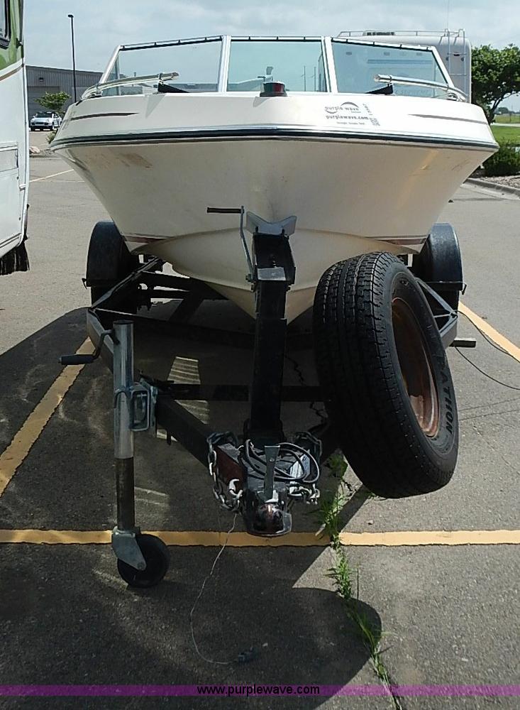 image for item I3587 1985 Invader boat