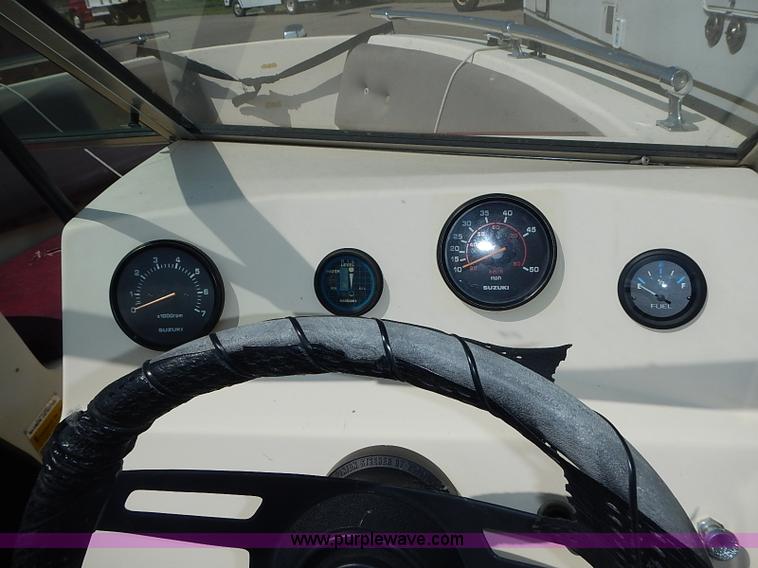 image for item I3587 1985 Invader boat