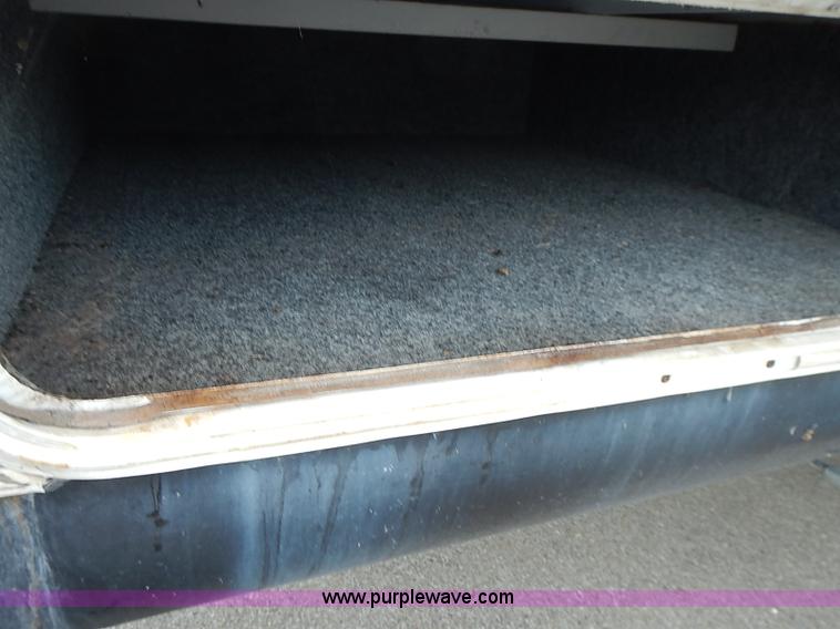 image for item I3595 1996 Travel Supreme 33RLSS camper