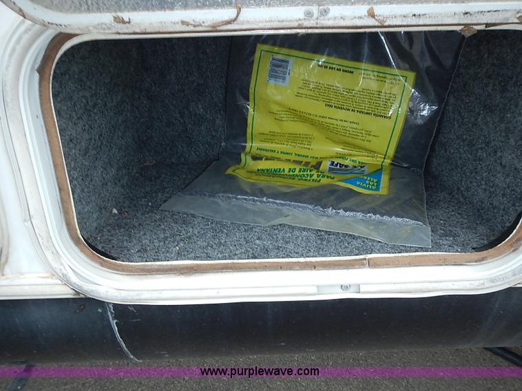 image for item I3595 1996 Travel Supreme 33RLSS camper