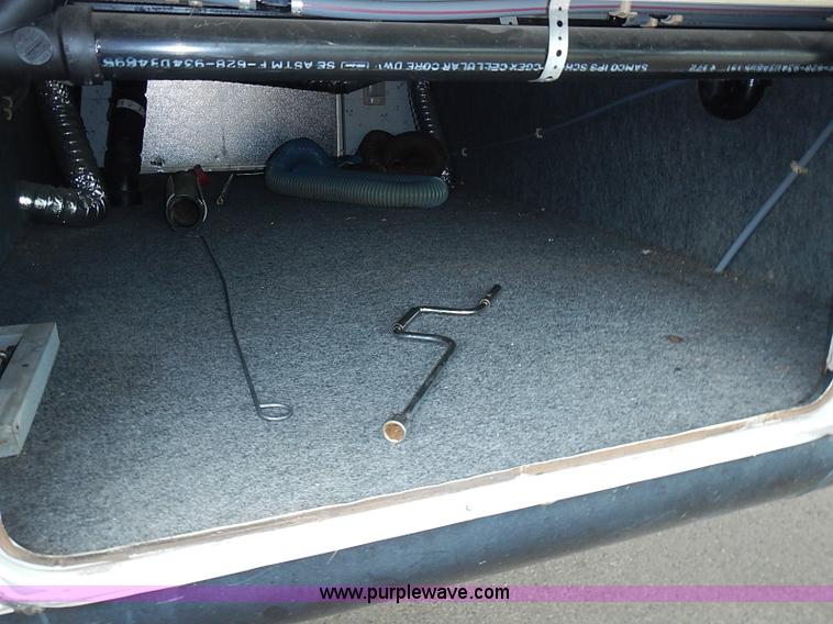 image for item I3595 1996 Travel Supreme 33RLSS camper