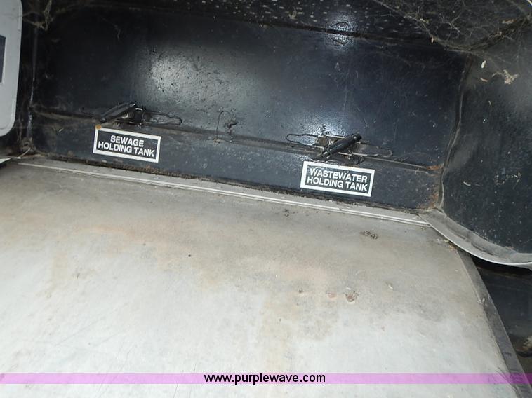 image for item I3595 1996 Travel Supreme 33RLSS camper