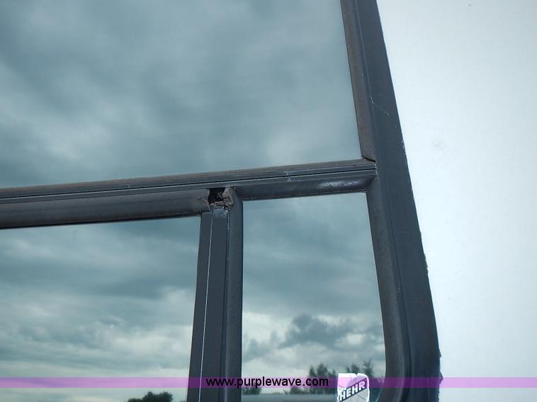 image for item I3595 1996 Travel Supreme 33RLSS camper