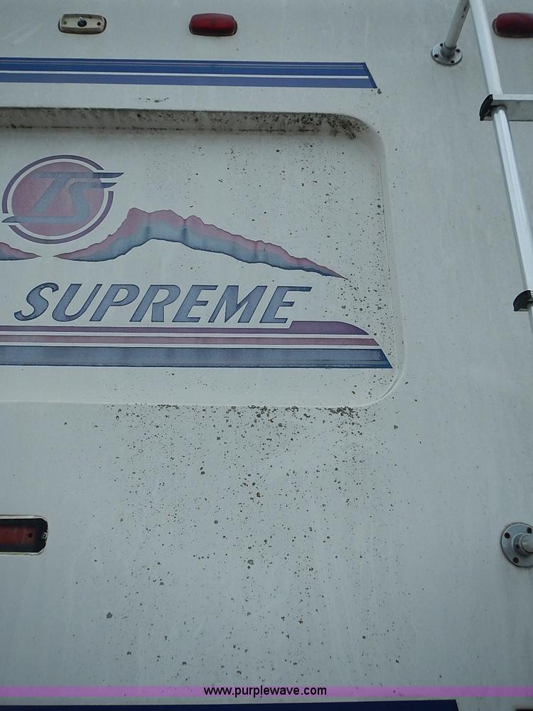 image for item I3595 1996 Travel Supreme 33RLSS camper
