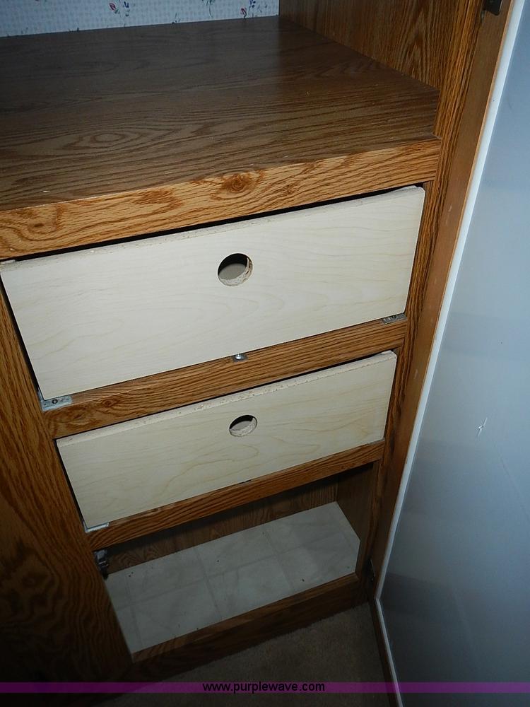 image for item I3595 1996 Travel Supreme 33RLSS camper