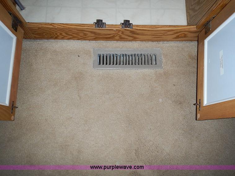 image for item I3595 1996 Travel Supreme 33RLSS camper