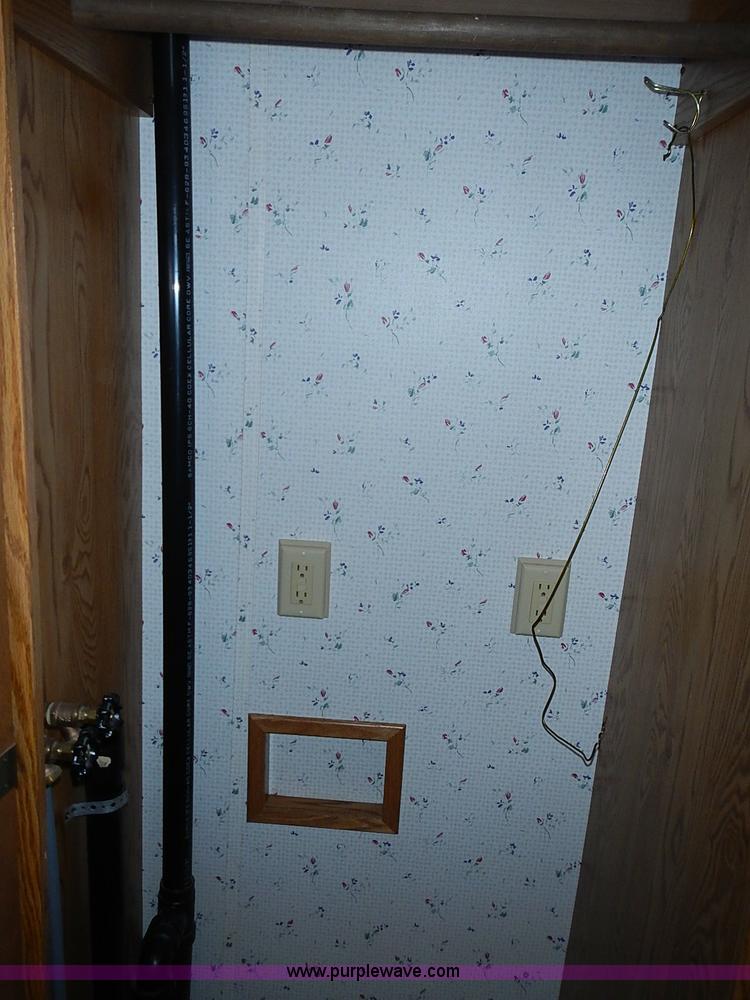 image for item I3595 1996 Travel Supreme 33RLSS camper