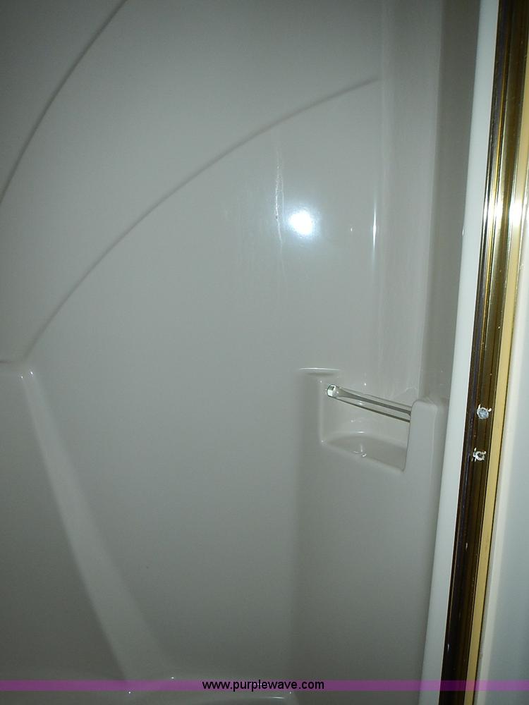 image for item I3595 1996 Travel Supreme 33RLSS camper