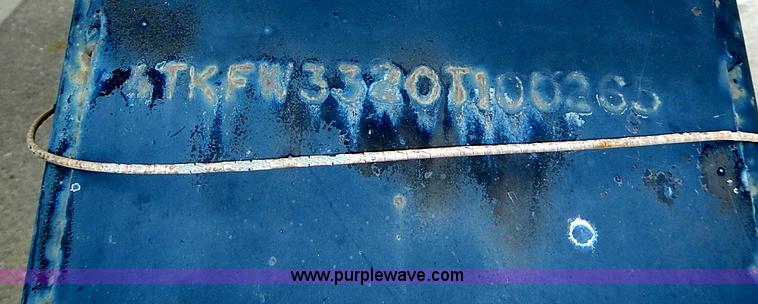 image for item I3595 1996 Travel Supreme 33RLSS camper