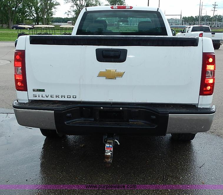 image for item I3606 2011 Chevrolet Silverado 1500 Ext. Cab pickup truck