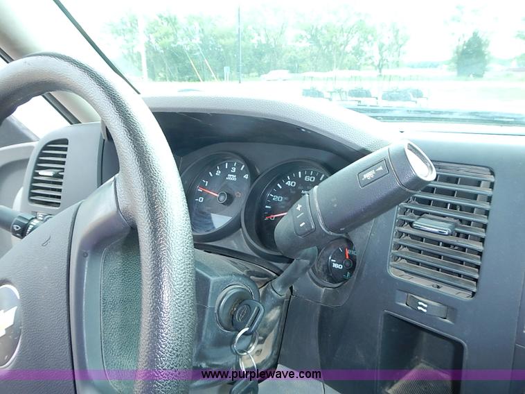 image for item I3606 2011 Chevrolet Silverado 1500 Ext. Cab pickup truck