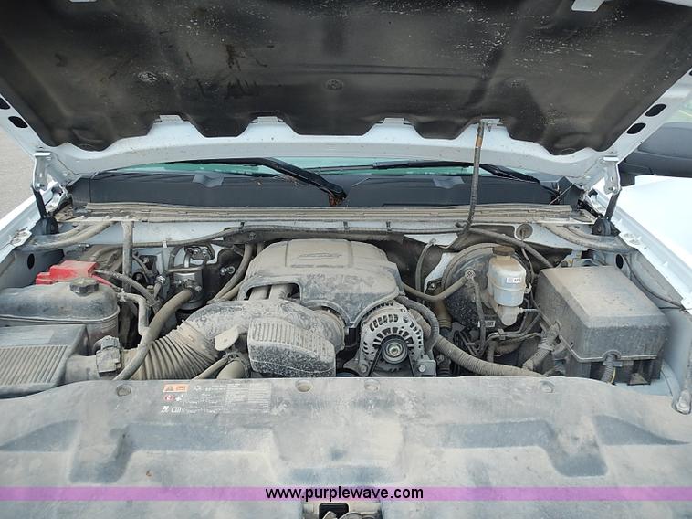 image for item I3606 2011 Chevrolet Silverado 1500 Ext. Cab pickup truck