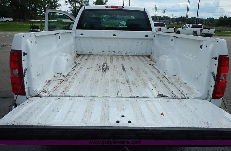 image for item I3606 2011 Chevrolet Silverado 1500 Ext. Cab pickup truck