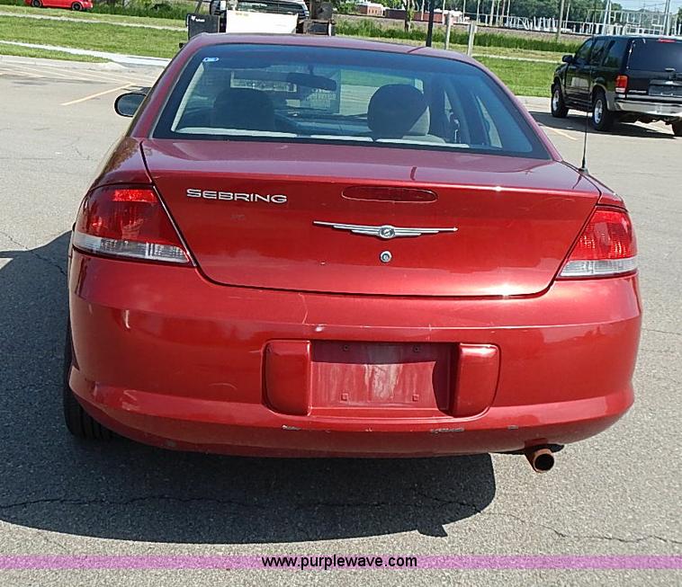 image for item I3610 2004 Chrysler Sebring